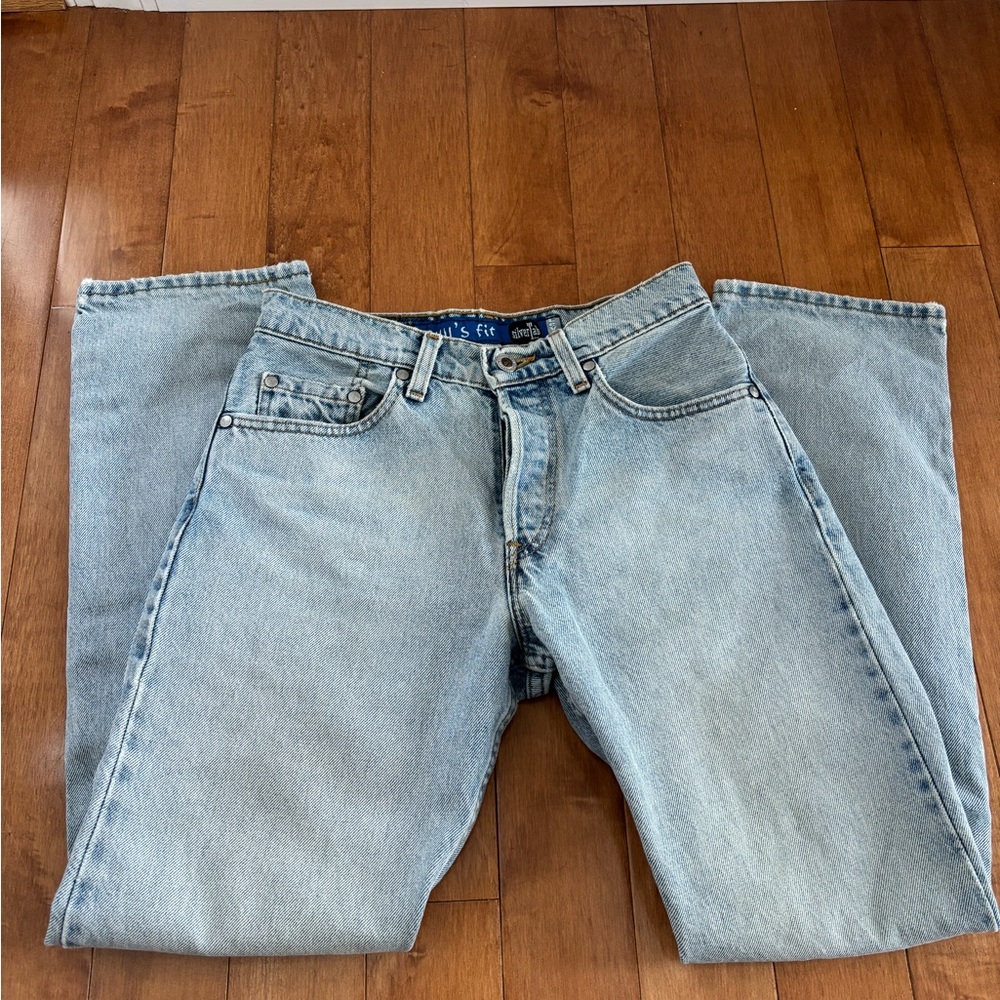 Levis size 5/6 short Guy’s Fit - Picture 1 of 6